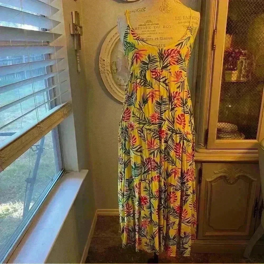 Label of Love Floral Yellow Maxi Dress size XL